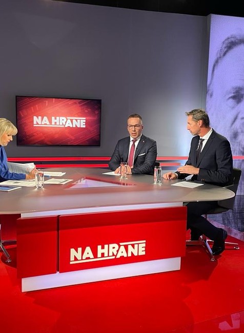 3ad50f49-fa07-4741-b5a4-04408f9f96af