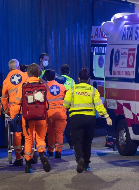 Italy_Stabbing809559911422