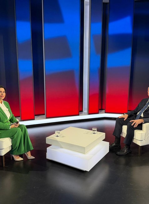 Politika 24 - František Mikloško