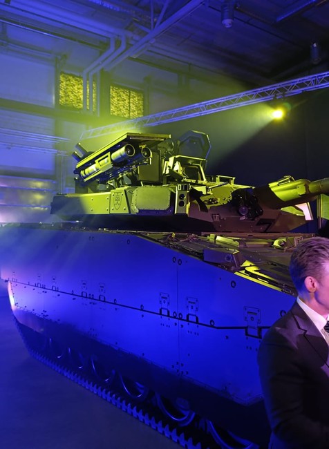 tank vozidlo predstavenie 