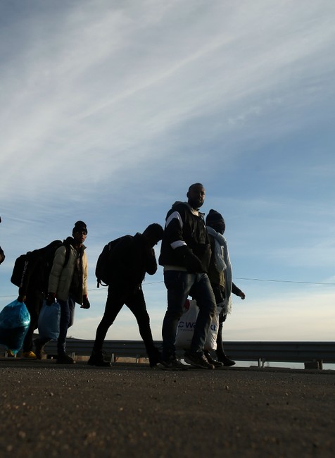 Migranti v patovej situácii. Hranice do Európy majú zatvorené, no nechce ich už ani Turecko