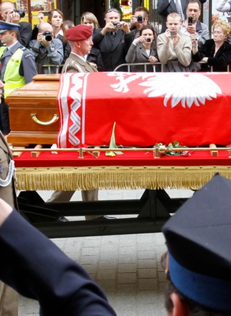 prenos rakvy vo wawelu