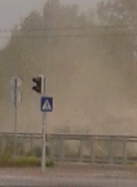 Púštna búrka na Slovensku4006