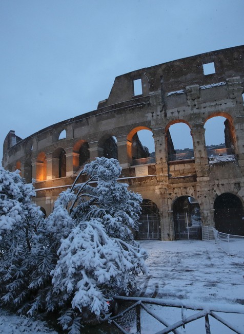 Rím, sneh, Koloseum
