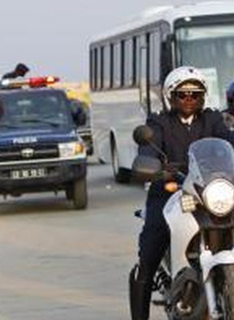 ozbrojenci na motorkách afrika