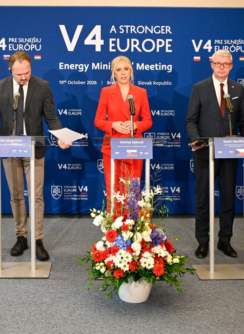 Tlačová konferencia ministrov krajín V4 zodpovedných za energetiku