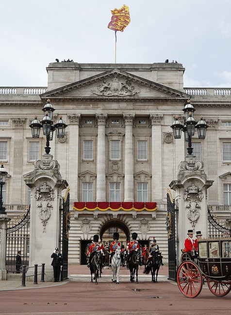 Oslavy narodenín kráľovnej Alžbety II.