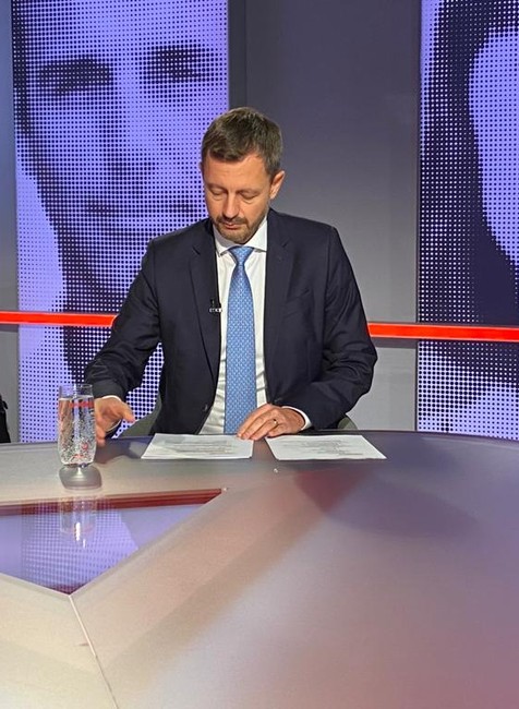 WhatsApp Image 2022-09-15 at 21.51.48 (1)