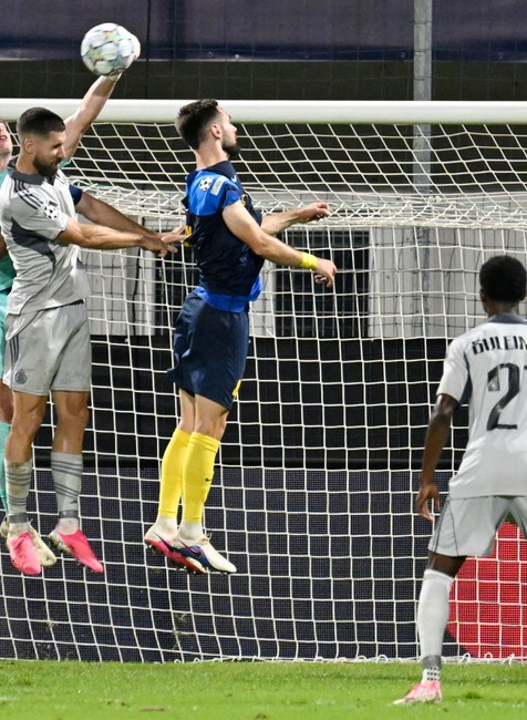 20260826_slovan13239101