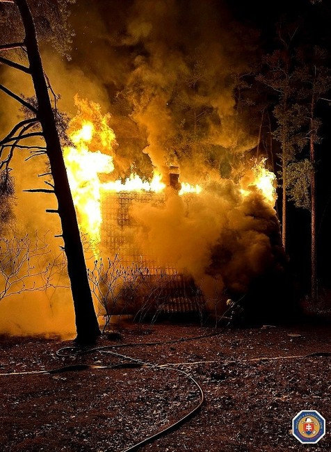 Požiar chaty v lokalite Tomky