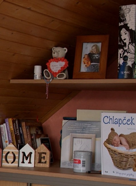 izba kde Edwin spal aj s matkou 