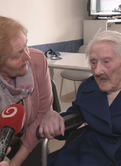 105-ročnú pani Helenku pustili z nemocnice (1)