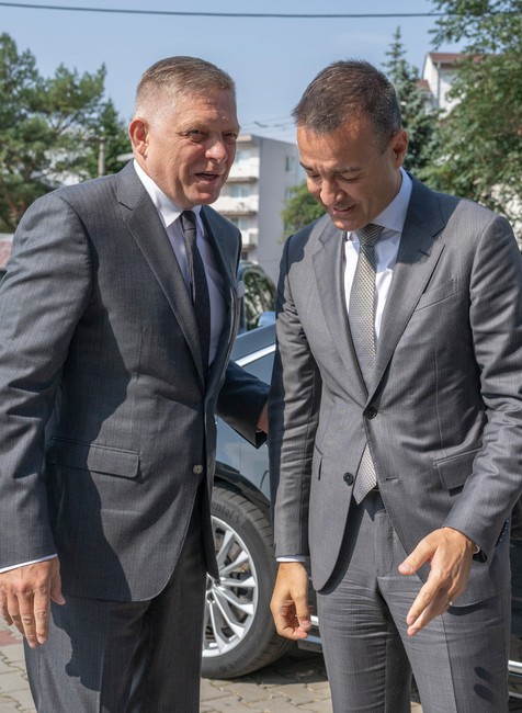 Robert Fico navštívil Ministerstvo školstva