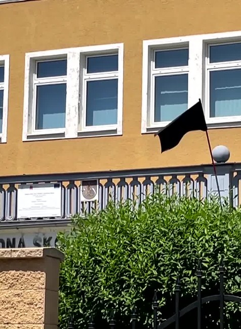 [multi] Cesta do práce sa pre učiteľa na motorke skončila tragicky. 4956