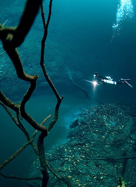 Cenote Angelita - Podvodná rieka v Mexiku