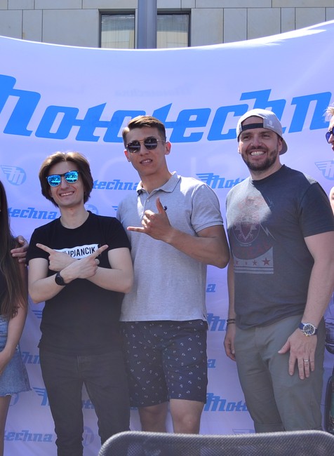 Akcia s názvom „AAA AUTO FANDÍ HVIEZDAM“