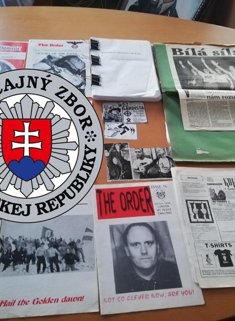 Nájdené predmety s nacistickou symbolikou počas akcie "Šašovia"