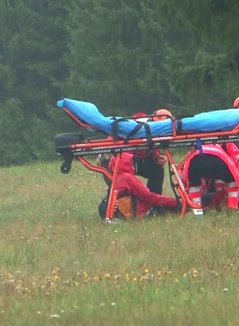 [multi] V Tatrách zasiahli turistov blesky. Búrka si vyžiadala niekoľko mŕtvych 2335