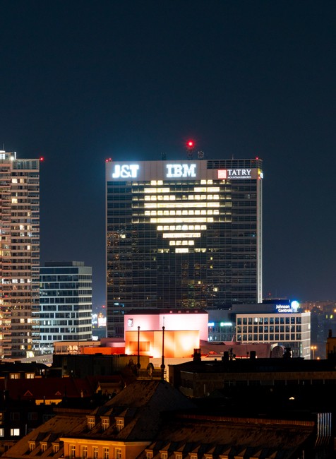 Srdce pre hrdinov-Tower 115