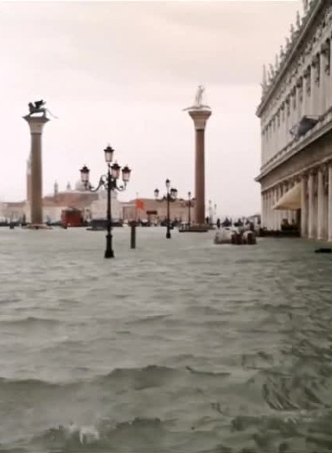 Búrka v Taliansku si vyžiadala 8 mŕtvych, zaplavilo aj Benátky3460