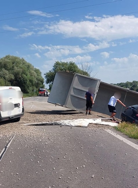 Vážna dopravná nehoda pri obci Kúty (3)
