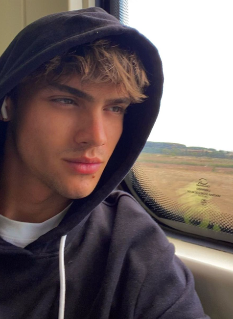 Snímka obrazovky 2023-09-09 o 1.21.53