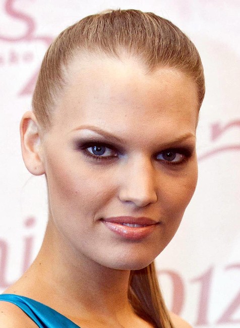 miss 1. Kristína Krajčírová