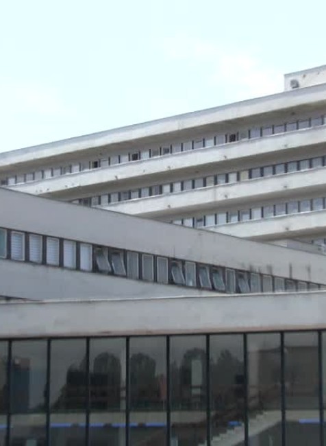 Dvaja muži sa vlámali do domu a s nožom napadli dôchodcu1320