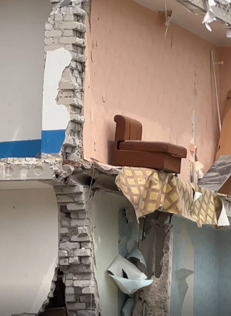 Útok na obytný dom si vyžiadal najmenej 15 obetí