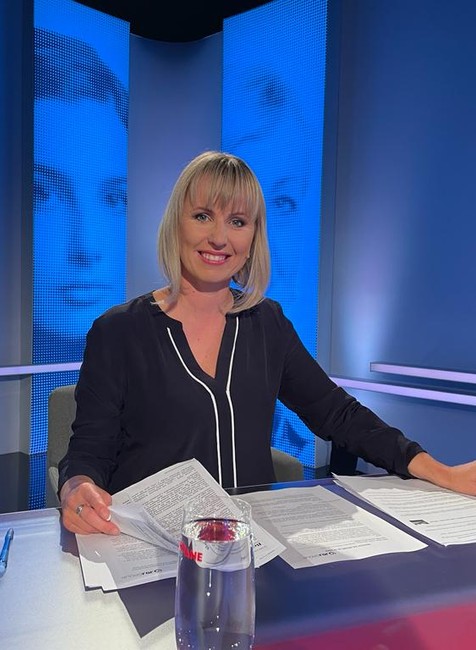 6fea27d9-a554-4978-a643-c642b47ad3b2