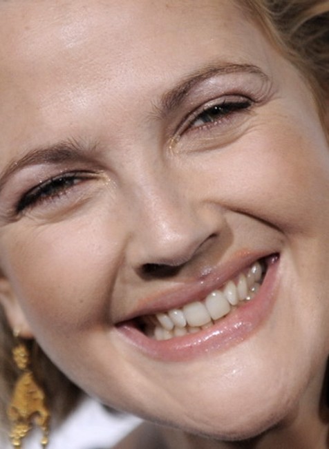 Drew Barrymore - Whip It