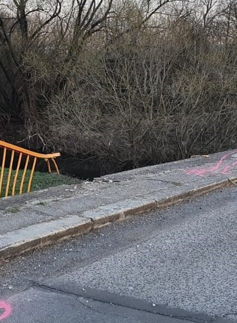 Unikal pred policajtmi a to ho stálo život. 