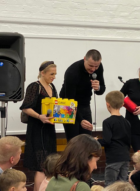 4B312224-6D3A-42E5-AB42-9DC7842ADF10