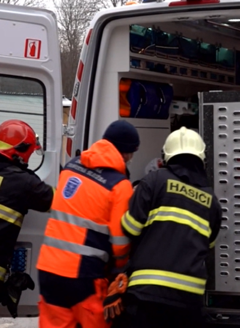 Auto skončilo v priekope