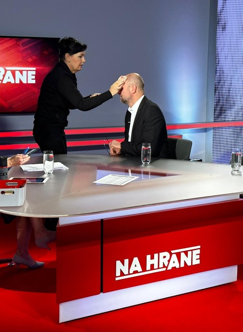 Na hrane o pade vlady