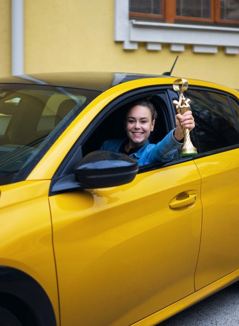 Dominika Kavaschová a Peugeot