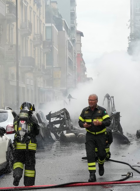 Italy_Explosion345950957564