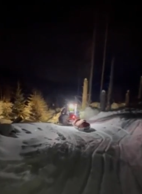 Pád lavíny vo Vysokých Tatrách zapríčinil smrť dvoch ľudí