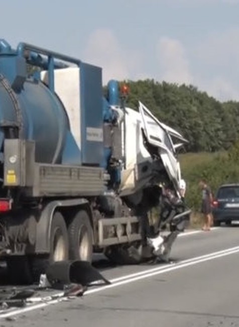 Zrážka cisterny s kamiónom