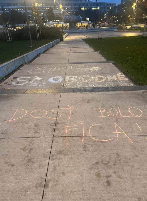 Kriedové odkazy pri Úrade vlády 2