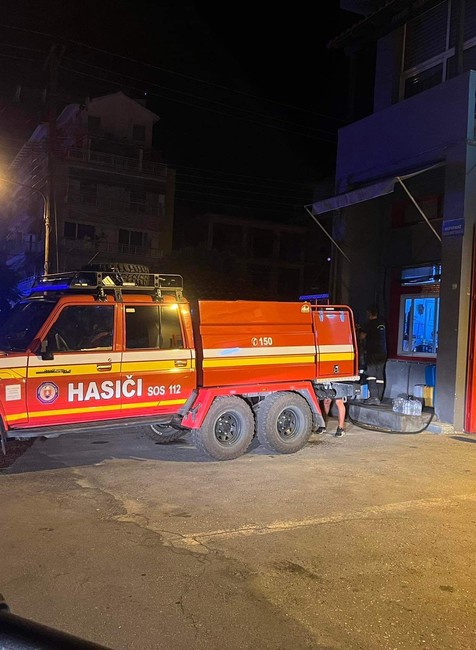 Hasiči prichádzajú do Grécka