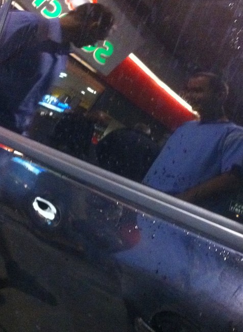 Auto_diera_streľba_polícia2