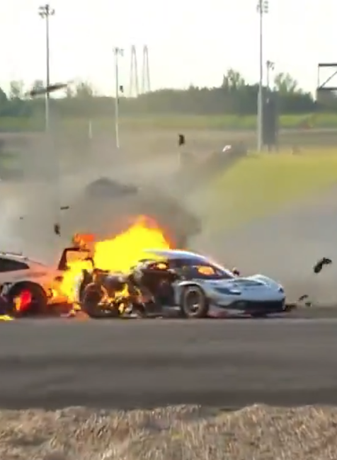 Nehoda počas pretekov GT3