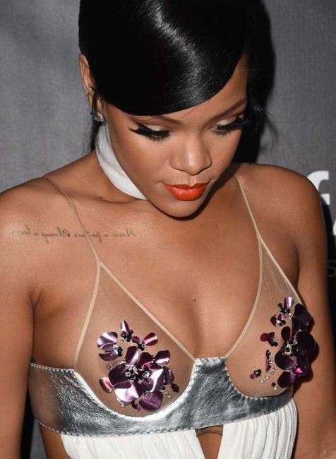 Rihanna 2