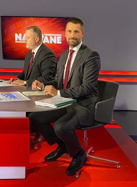 cc13a573-3c4a-4f43-a237-0fd753ca4a08