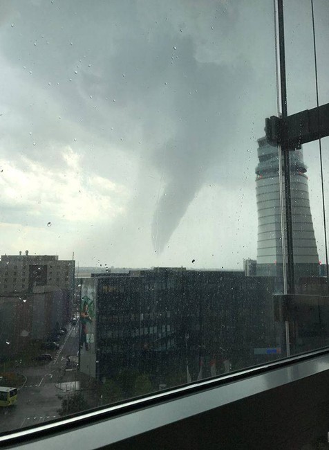 Tornádo pri Bratislave