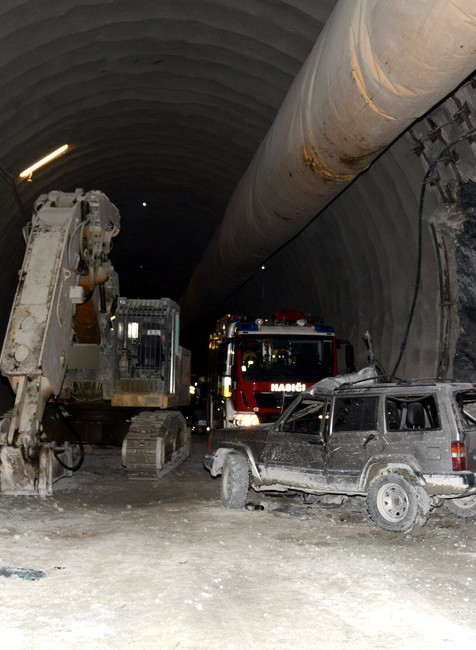 Višňové smrť bager 1