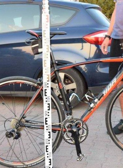 Cyklisti skončili po nehode s vážnymi zraneniami. Päťdesiatdvaročného muža previezli do nemocnice