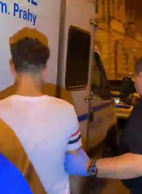 [multi] Petr Borkovec zadržanie 1630