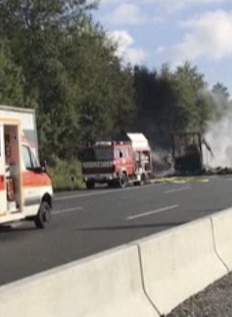 Nehoda nemecko požiar autobus